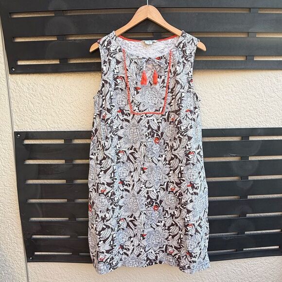 Boden Lana Floral Split Neck Tassel Sleeveless Dress in Brown w/White Blk Floral - Picture 3 of 8